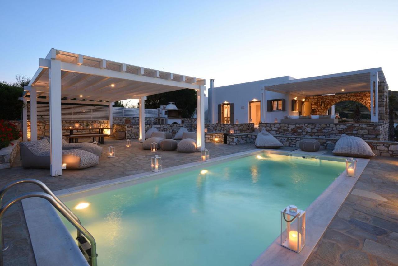 Villa Almyrikia Sunset: Seaside Executive Villa with Private Pool Parikia  Exterior photo